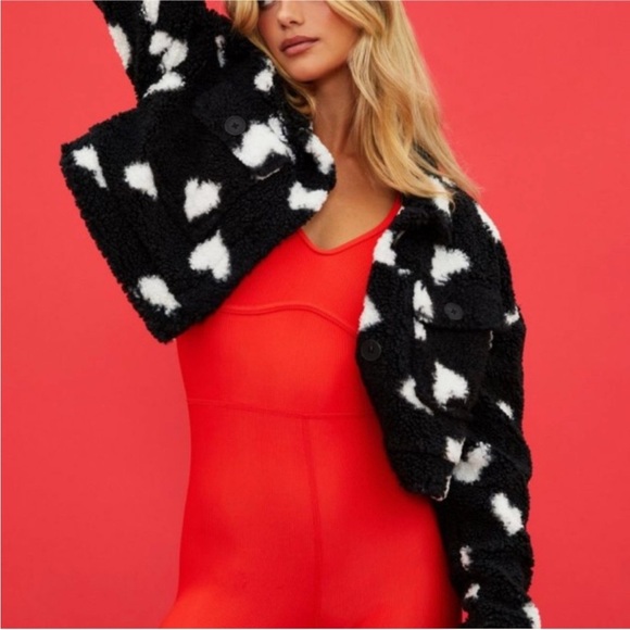Beach Riot Devin Sherpa heart fuzzy crop jacket - Picture 4 of 16